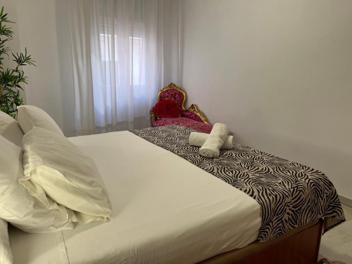 Very Nice Apartament. City Center. Private Parking Seville Ngoại thất bức ảnh